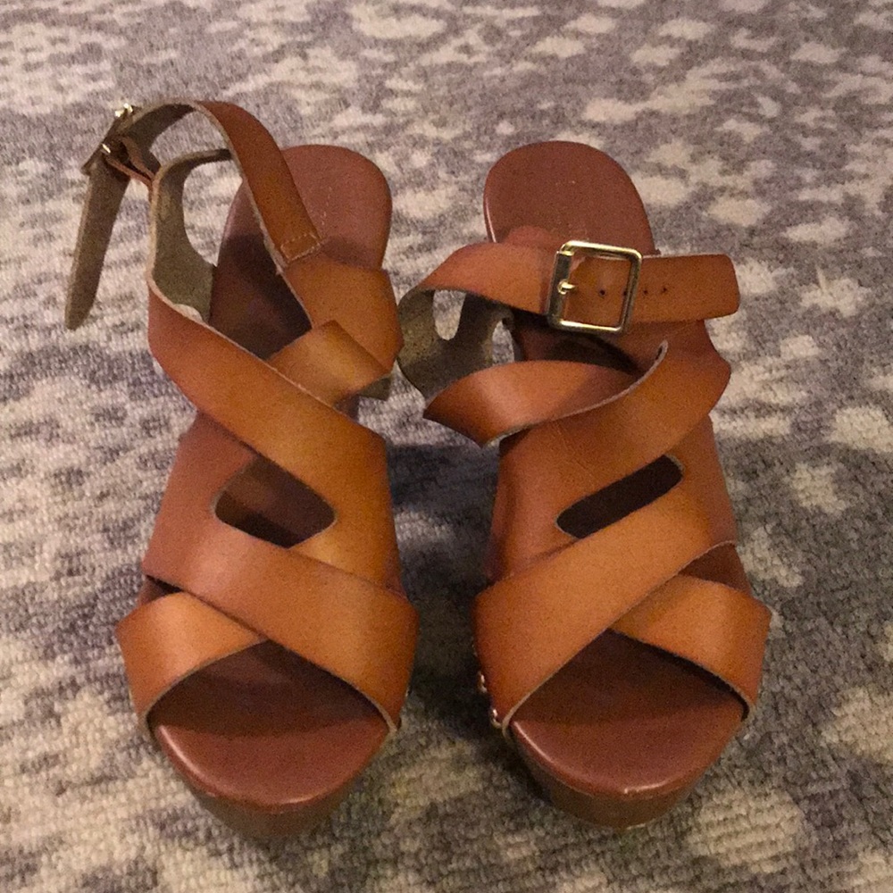 Mossimo brown faux leather strapless heels